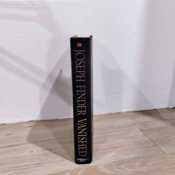 1st Print Joseph Finder Vanished (Nick  Heller #1) 1st Ed Hardcover Book - Picture 2 of 5